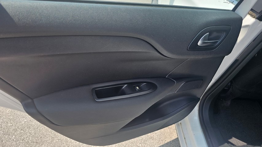 RABLJENO VOZILO CITROEN C4 FEEL BHDI 120 BVM SS Mehanički mjenjač DIESEL 224226