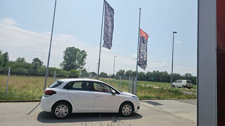 RABLJENO VOZILO CITROEN C4 FEEL BHDI 120 BVM SS Mehanički mjenjač DIESEL 224226