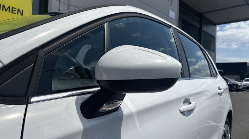 RABLJENO VOZILO CITROEN C4 FEEL BHDI 120 BVM SS Mehanički mjenjač DIESEL 224226