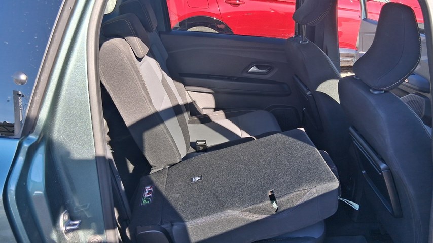 RABLJENO VOZILO DACIA JOGGER 1,0 EXTREME Mehanički mjenjač BENZIN 224602