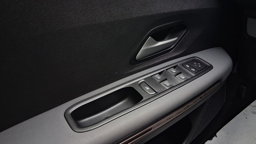 RABLJENO VOZILO DACIA JOGGER 1,0 Mehanički mjenjač BENZIN 224604