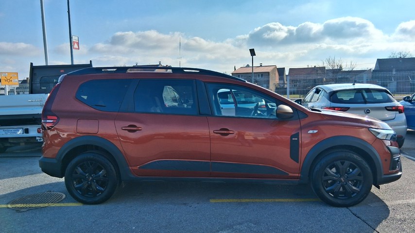 RABLJENO VOZILO DACIA JOGGER 1,0 Mehanički mjenjač BENZIN 224599