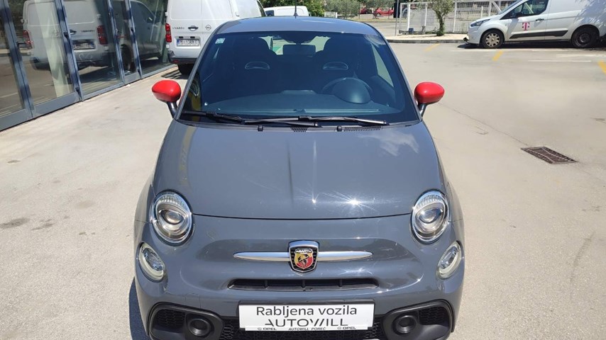 RABLJENO VOZILO FIAT ABARTH 500 Mehanički mjenjač BENZIN 27431