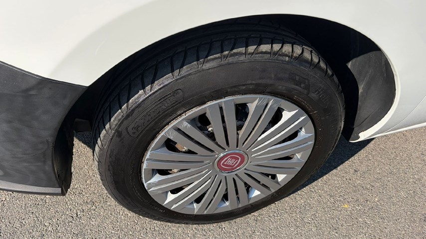 RABLJENO VOZILO FIAT DOBLO 1,3 MJET Mehanički mjenjač DIESEL 224530