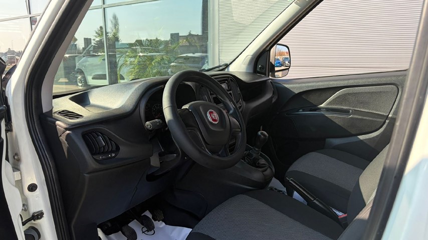 RABLJENO VOZILO FIAT DOBLO 1,3 MJET Mehanički mjenjač DIESEL 224530