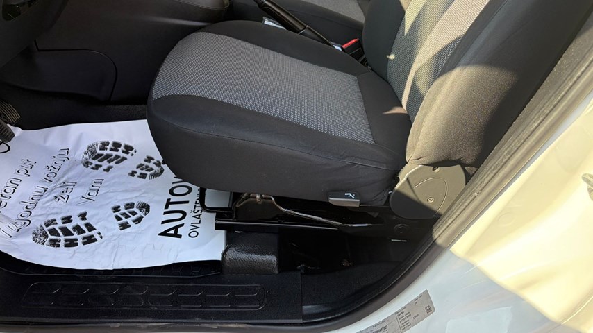 RABLJENO VOZILO FIAT DOBLO 1,3 MJET Mehanički mjenjač DIESEL 224530