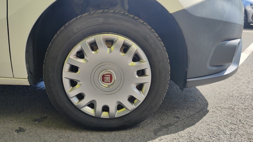 RABLJENO VOZILO FIAT DOBLO CARGO 1.3D Mehanički mjenjač DIESEL 224439