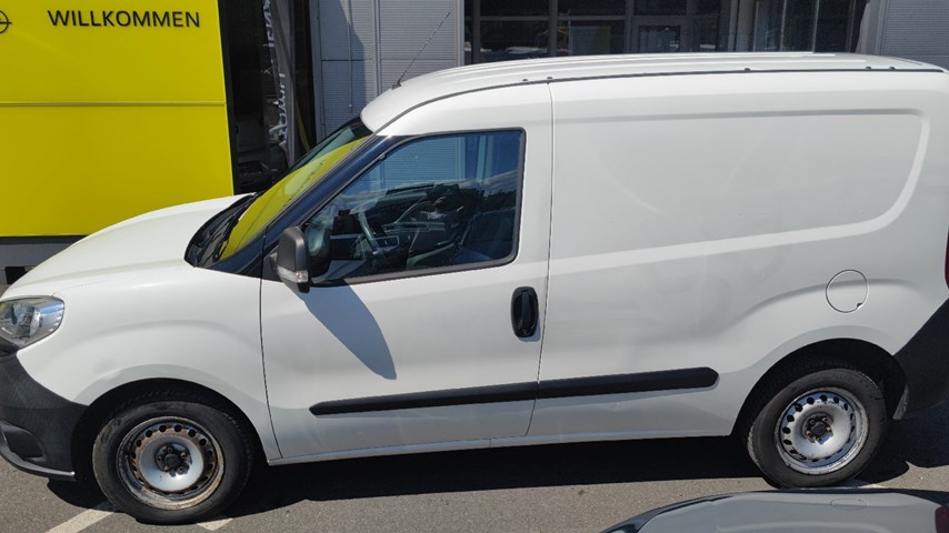 RABLJENO VOZILO FIAT DOBLO CARGO 1.3D Mehanički mjenjač DIESEL 224438
