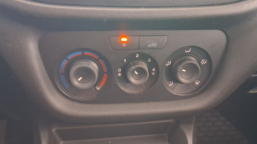 RABLJENO VOZILO FIAT DOBLO CARGO 1.3D Mehanički mjenjač DIESEL 224438