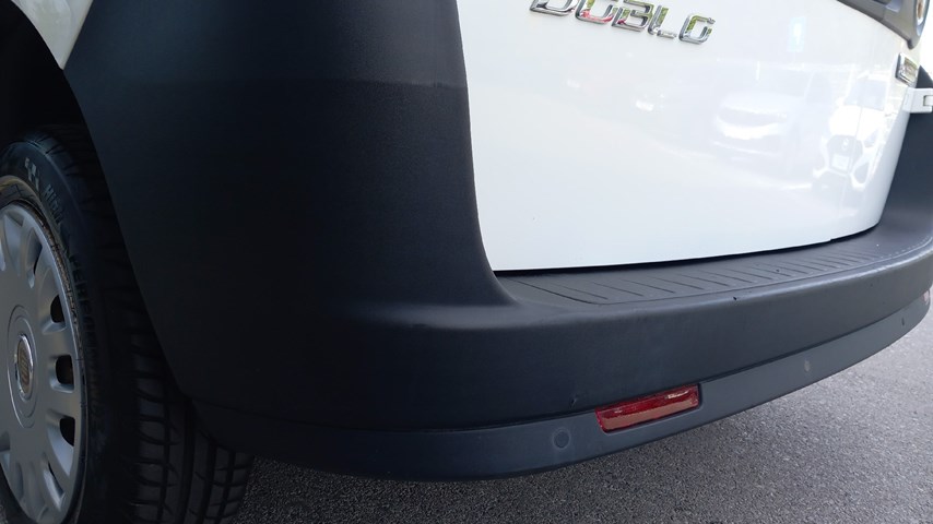 RABLJENO VOZILO FIAT DOBLO CARGO 1.3D Mehanički mjenjač DIESEL 224439