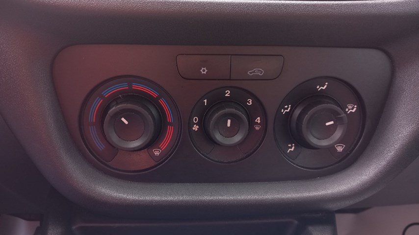 RABLJENO VOZILO FIAT DOBLO CARGO 1.3D Mehanički mjenjač DIESEL 224439