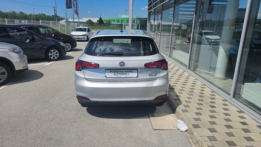 RABLJENO VOZILO FIAT TIPO 1,4 95 HP Mehanički mjenjač BENZIN 224258