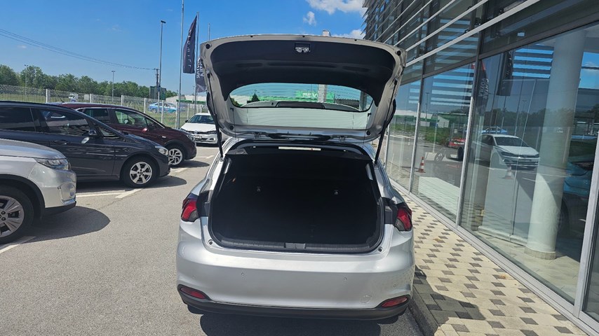 RABLJENO VOZILO FIAT TIPO 1,4 95 HP Mehanički mjenjač BENZIN 224258