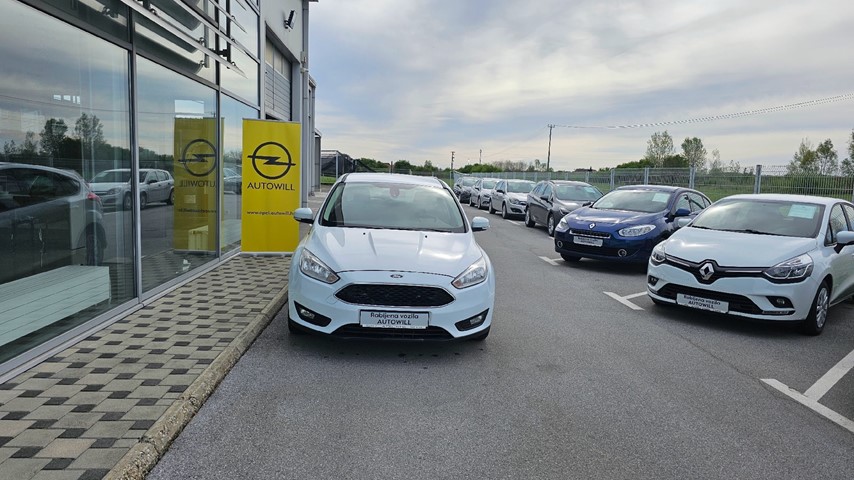 RABLJENO VOZILO FORD FOCUS 1,5 D Mehanički mjenjač DIESEL 223832