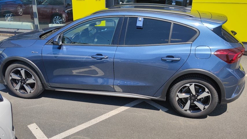 RABLJENO VOZILO FORD FOCUS ECO BOOST mHEV ACTIVE 1,0 Automatski mjenjač BENZIN 81331