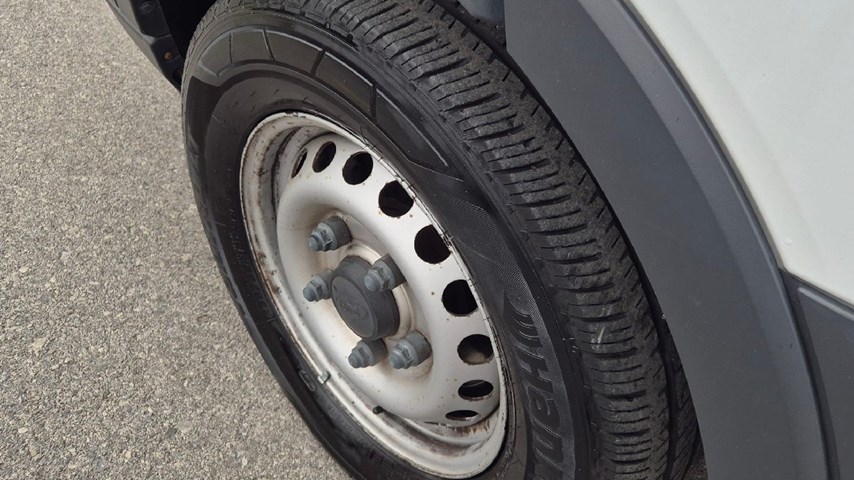 RABLJENO VOZILO FORD TRANSIT 2,0 TDCI Mehanički mjenjač DIESEL 65761
