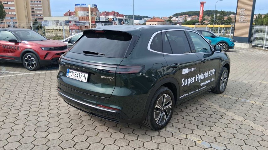 RABLJENO VOZILO GEELY STARRAY 1,5 EM-i AT BENZIN 90278