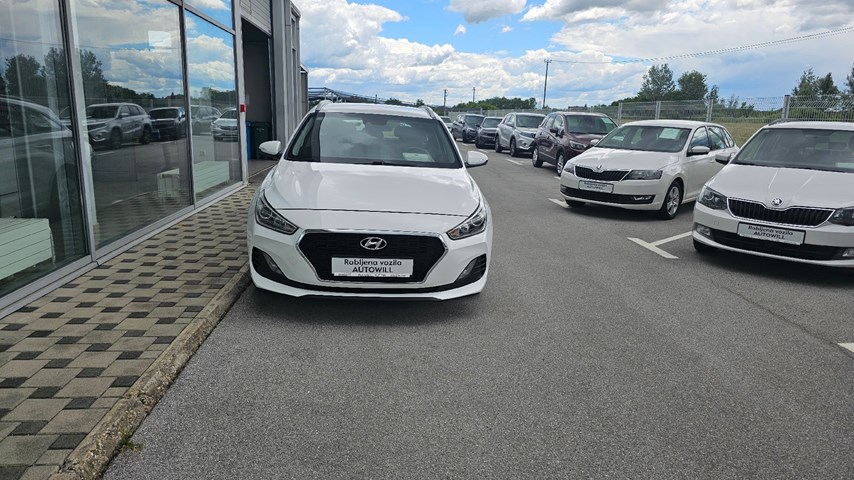 RABLJENO VOZILO HYUNDAI I30 1,4 YES SW Mehanički mjenjač BENZIN 224256