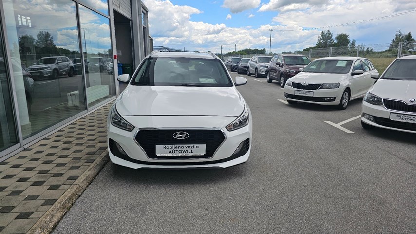 RABLJENO VOZILO HYUNDAI I30 1,4 YES SW Mehanički mjenjač BENZIN 224256