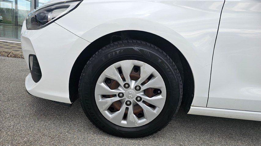 RABLJENO VOZILO HYUNDAI I30 1,4 YES SW Mehanički mjenjač BENZIN 224256