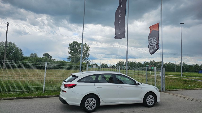 RABLJENO VOZILO HYUNDAI I30 1,4 YES SW Mehanički mjenjač BENZIN 224256