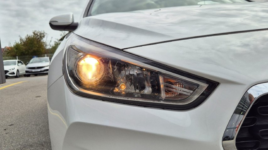 RABLJENO VOZILO HYUNDAI I30 1,4 YES SW Mehanički mjenjač BENZIN 224256