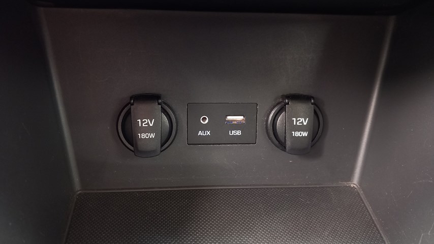 RABLJENO VOZILO HYUNDAI I30 1,4 YES SW Mehanički mjenjač BENZIN 224256