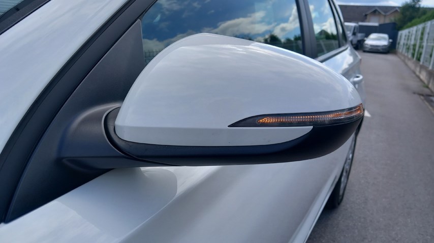 RABLJENO VOZILO HYUNDAI i30 FL 1,5 DPi 110 Mehanički mjenjač BENZIN 224192