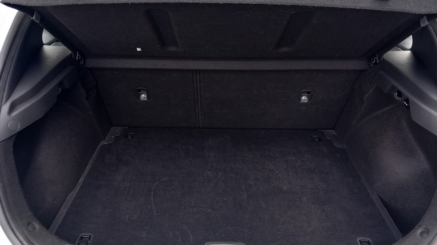 RABLJENO VOZILO HYUNDAI i30 FL 1,5 DPi 110 Mehanički mjenjač BENZIN 224192