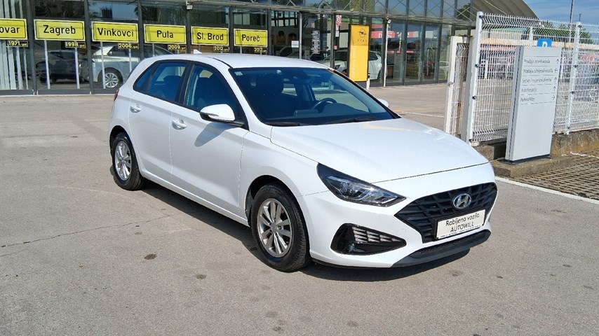 RABLJENO VOZILO HYUNDAI i30 FL 1,6 CRDI 115 Mehanički mjenjač DIESEL 224191