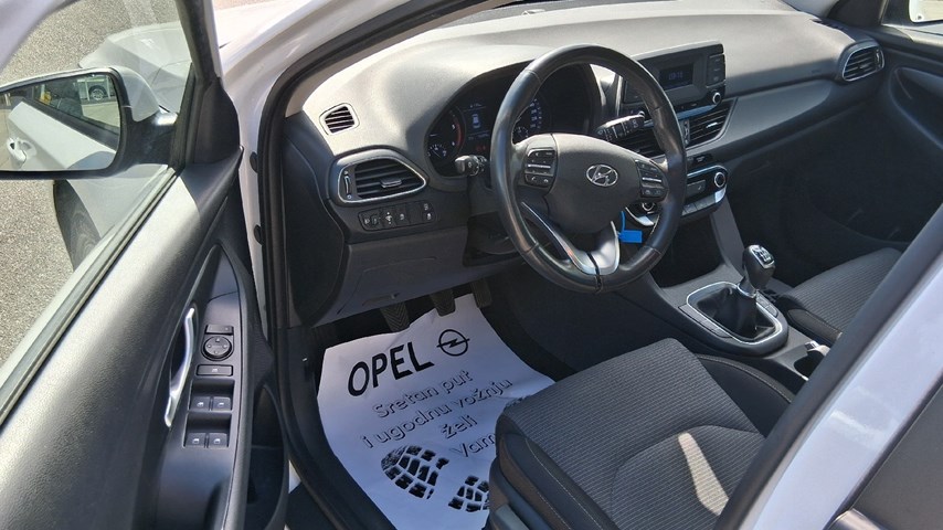 RABLJENO VOZILO HYUNDAI i30 FL 1,6 CRDI 115 Mehanički mjenjač DIESEL 224191