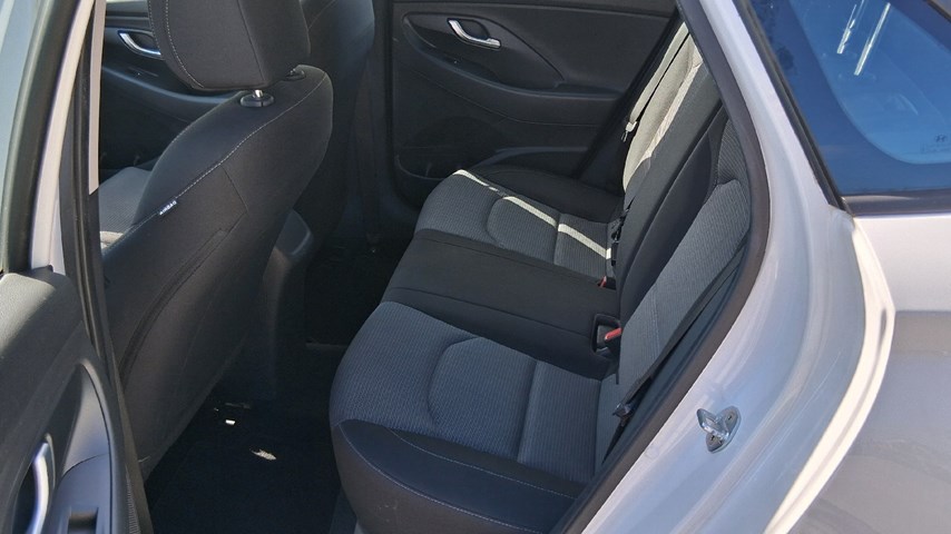RABLJENO VOZILO HYUNDAI i30 FL 1,6 CRDI 115 Mehanički mjenjač DIESEL 224191