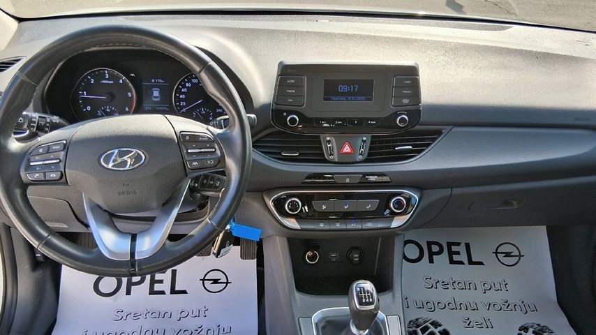 RABLJENO VOZILO HYUNDAI i30 FL 1,6 CRDI 115 Mehanički mjenjač DIESEL 224191