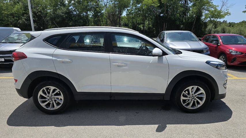 RABLJENO VOZILO HYUNDAI TUCSON 1.6GDI Mehanički mjenjač BENZIN 27397