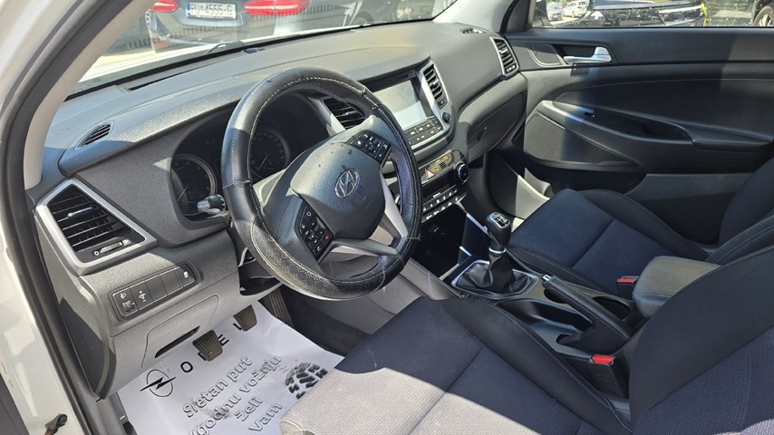 RABLJENO VOZILO HYUNDAI TUCSON 1.6GDI Mehanički mjenjač BENZIN 27397