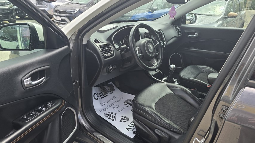 RABLJENO VOZILO JEEP COMPASS 1,6 MJT E6 Mehanički mjenjač DIESEL 27420