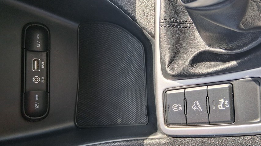 RABLJENO VOZILO KIA SPORTAGE 1,7 CRDI Mehanički mjenjač DIESEL 27335