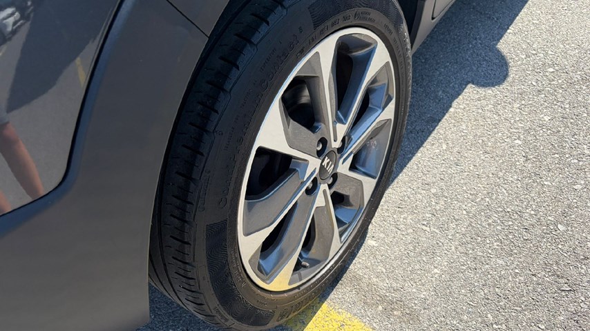 RABLJENO VOZILO KIA STONIC 1,0 Mehanički mjenjač BENZIN 100215