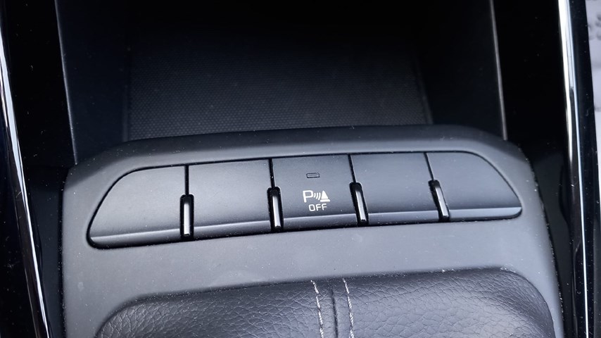 RABLJENO VOZILO KIA STONIC 1,2 GAS LX URBAN Mehanički mjenjač BENZIN 224043