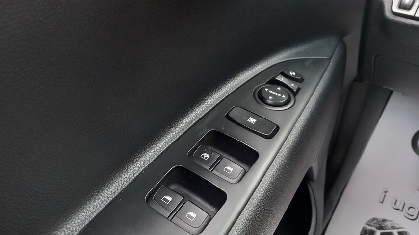 RABLJENO VOZILO KIA STONIC 1,2 GAS LX URBAN Mehanički mjenjač BENZIN 224090