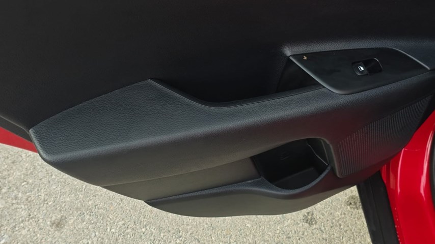 RABLJENO VOZILO KIA STONIC 1,2 GAS LX URBAN Mehanički mjenjač BENZIN 224088