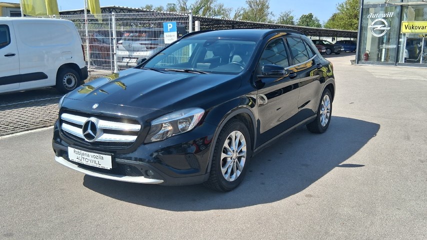 RABLJENO VOZILO MERCEDES GLA 200 D Mehanički mjenjač DIESEL 20922