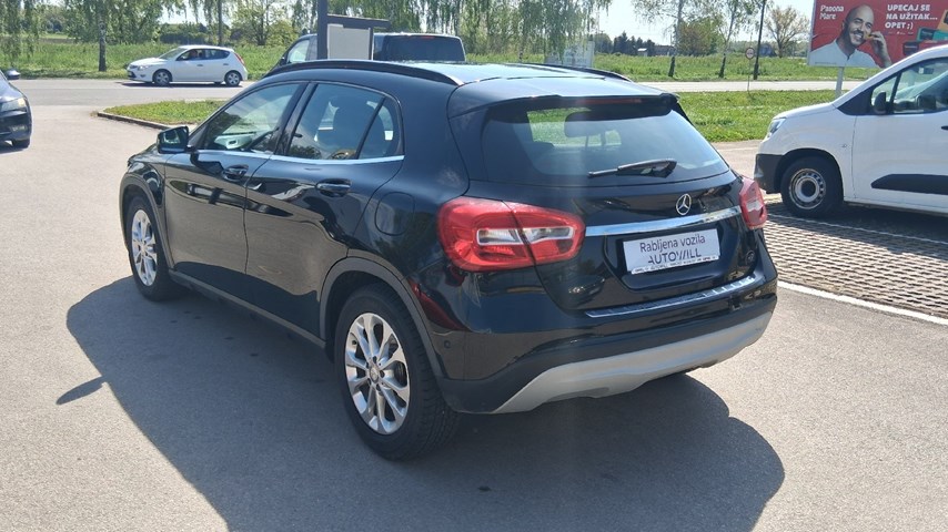 RABLJENO VOZILO MERCEDES GLA 200 D Mehanički mjenjač DIESEL 20922