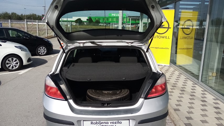 RABLJENO VOZILO OPEL ASTRA 1,4 I 16V LPG Mehanički mjenjač BENZIN 223740