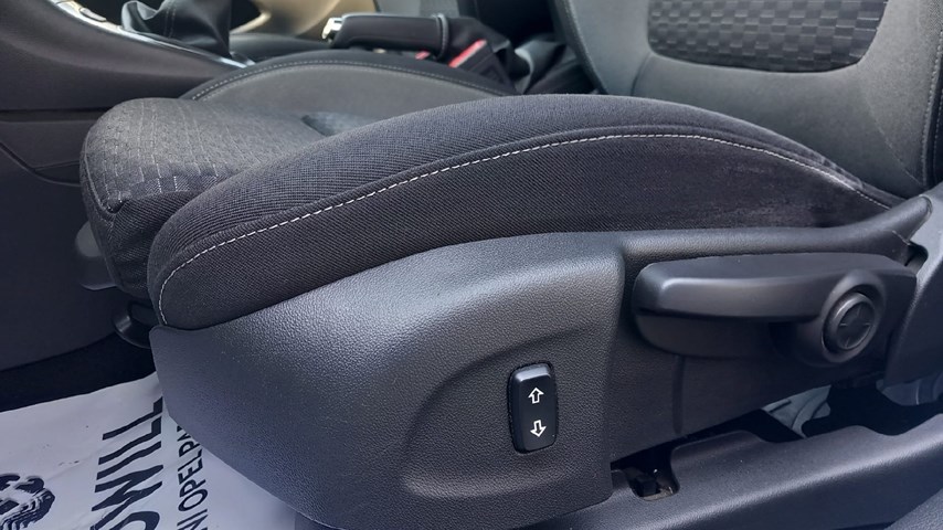 RABLJENO VOZILO OPEL ASTRA 1,5 DVH Mehanički mjenjač DIESEL 65741