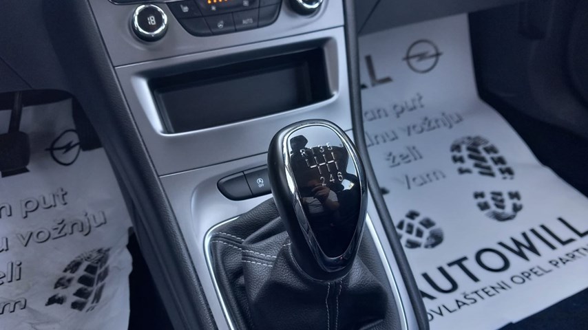 RABLJENO VOZILO OPEL ASTRA 1,5 DVH Mehanički mjenjač DIESEL 65742