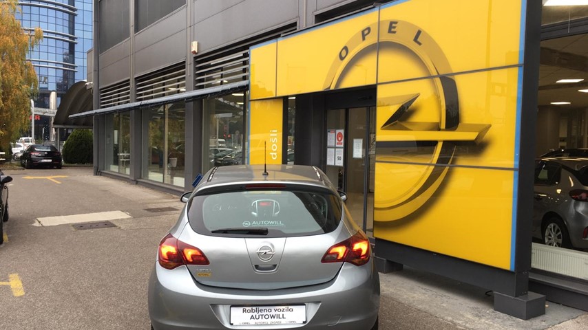 RABLJENO VOZILO OPEL ASTRA 1,7 CDTI DIESEL 222473