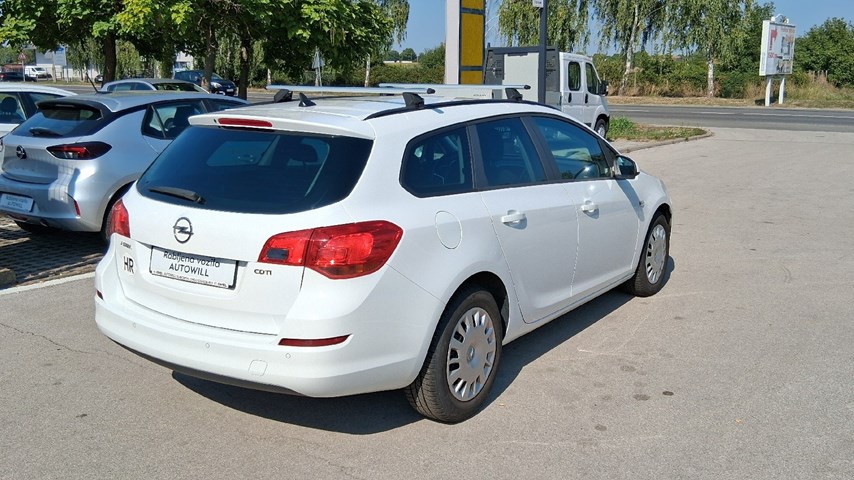 RABLJENO VOZILO OPEL ASTRA 1,7 CDTI Mehanički mjenjač DIESEL 224270
