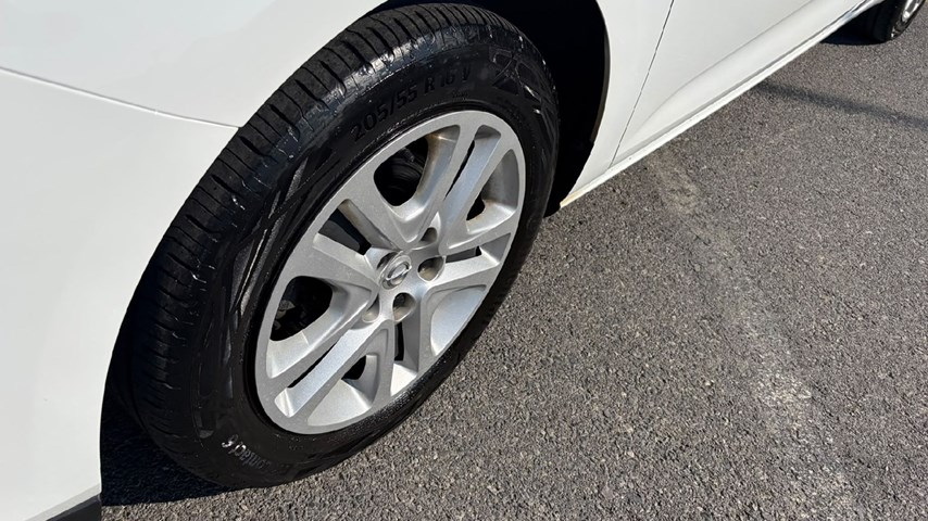 RABLJENO VOZILO OPEL ASTRA Business Edition F 1,5 DVC MT6 Mehanički mjenjač DIESEL 224869
