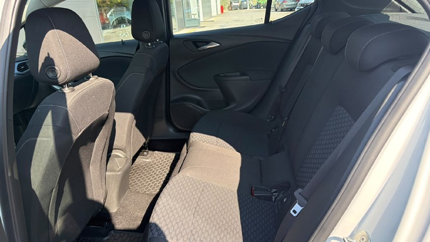 RABLJENO VOZILO OPEL ASTRA Business Edition F 1,5 DVC MT6 Mehanički mjenjač DIESEL 224869